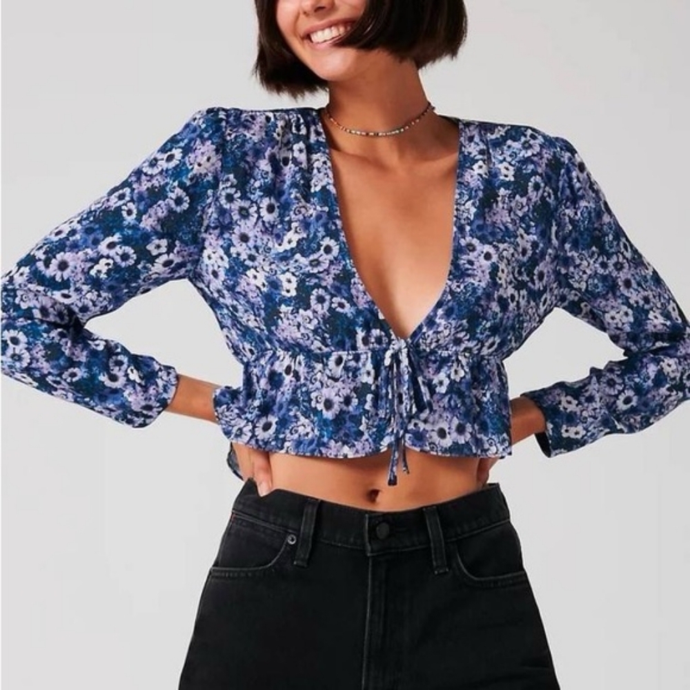 Aritzia Sunday Best - Floral Tie-Front Blouse - Size S